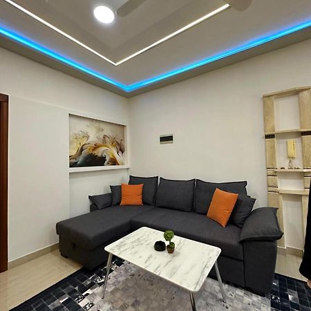 Sea View Apartament. Luxury Area In Durres Beach. Lejlighed Eksteriør billede