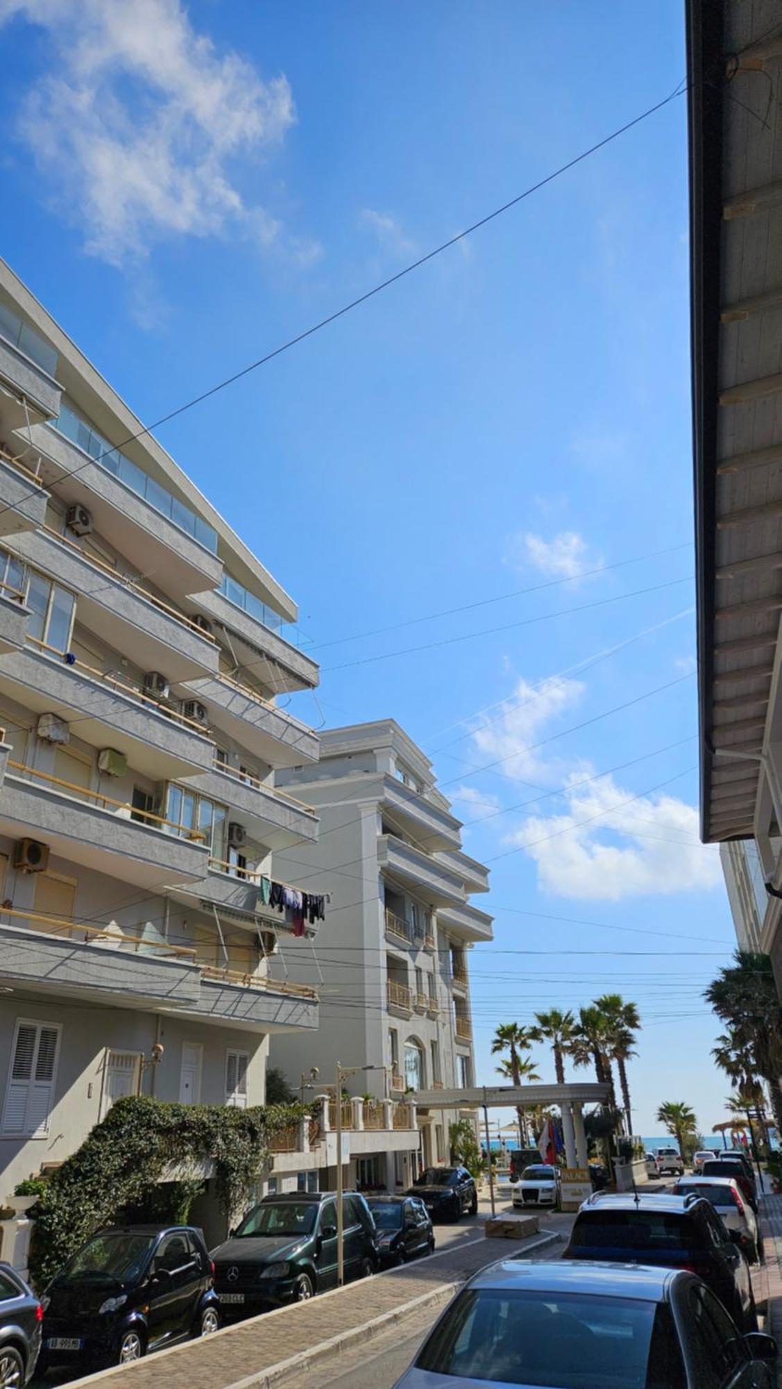 Sea View Apartament. Luxury Area In Durres Beach. Lejlighed Eksteriør billede